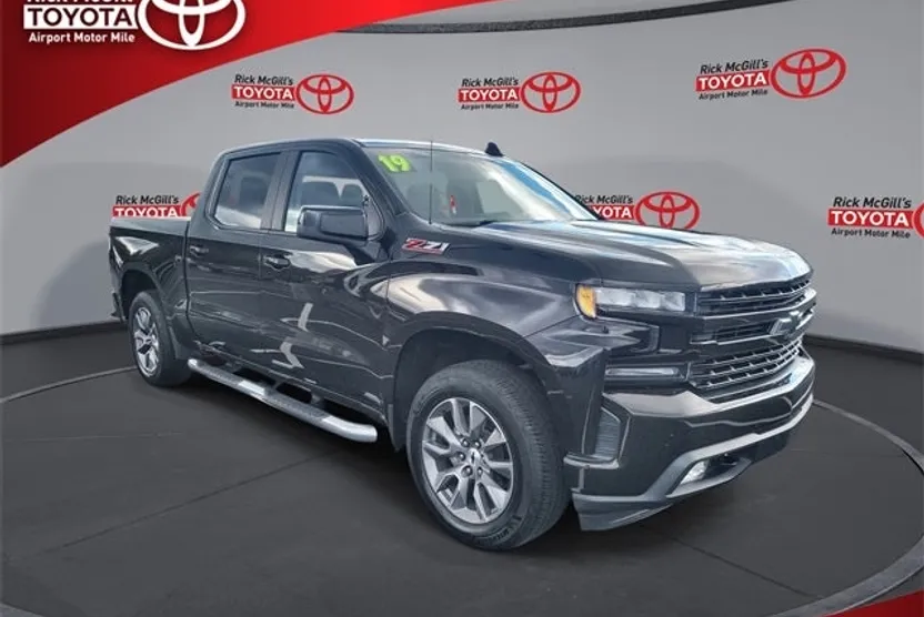 2019 Chevrolet Silverado 1500 RST photo 1