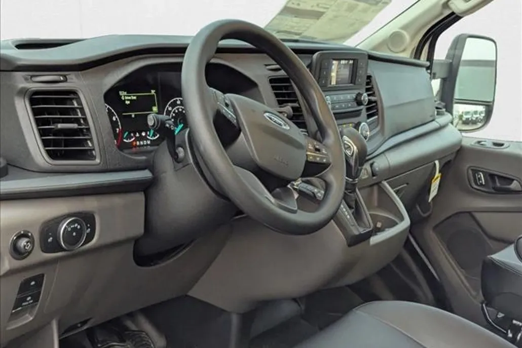 2025 Ford Transit photo 1
