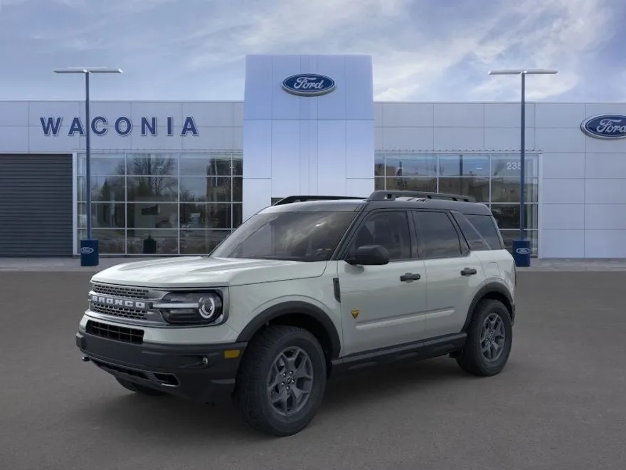 2024 Ford Bronco Sport Badlands photo 1