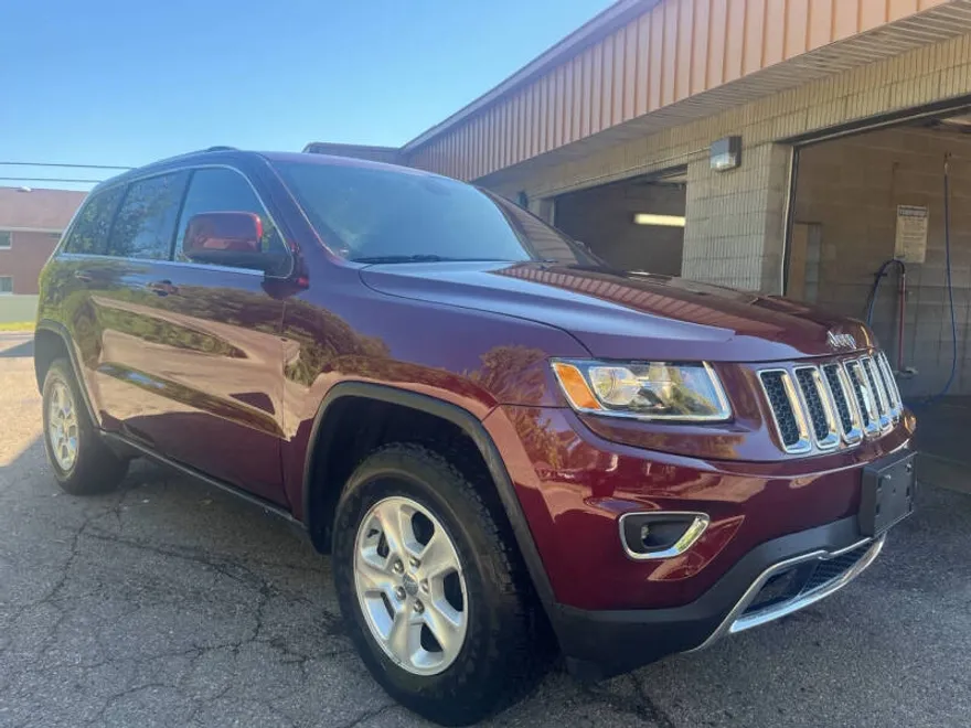 2016 Jeep Grand Cherokee Laredo photo 1