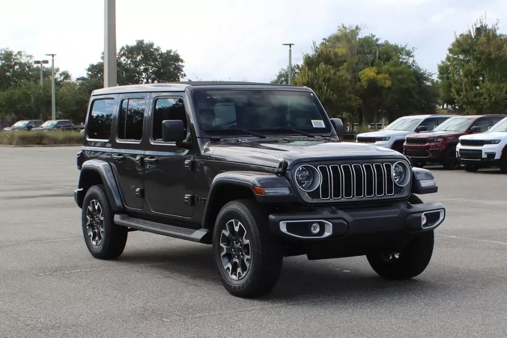 2025 Jeep Wrangler Sahara photo 1
