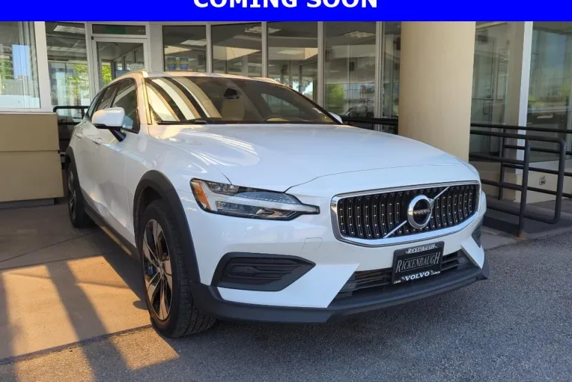 2020 Volvo V60 Cross Country T5 AWD photo 1