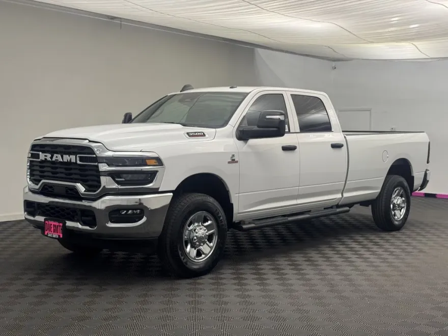 2025 Ram 3500 Tradesman photo 1