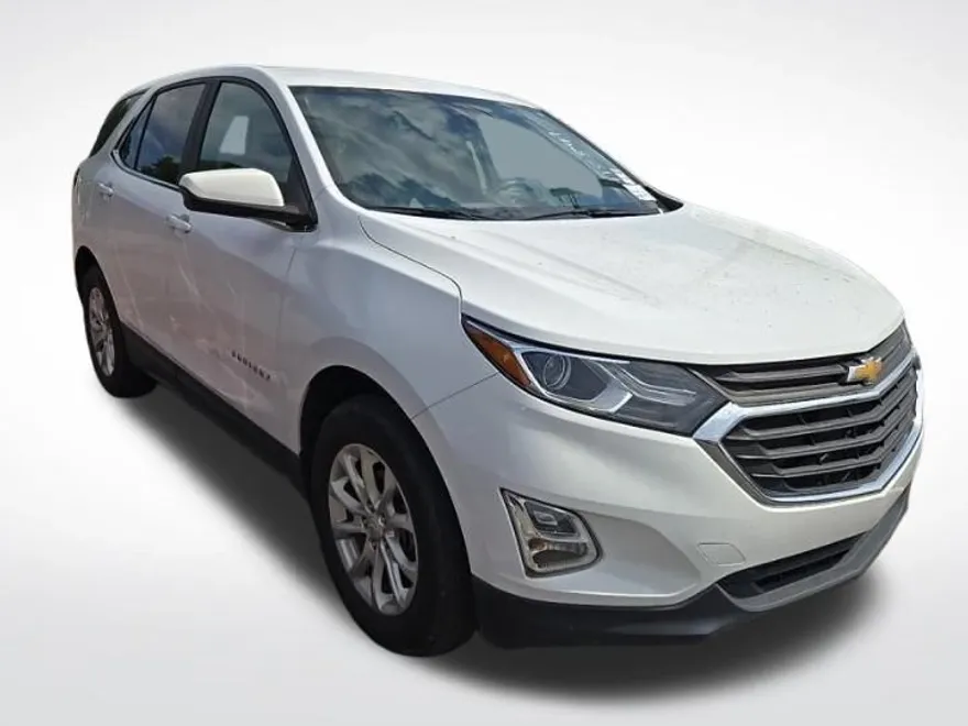 2021 Chevrolet Equinox LT photo 1