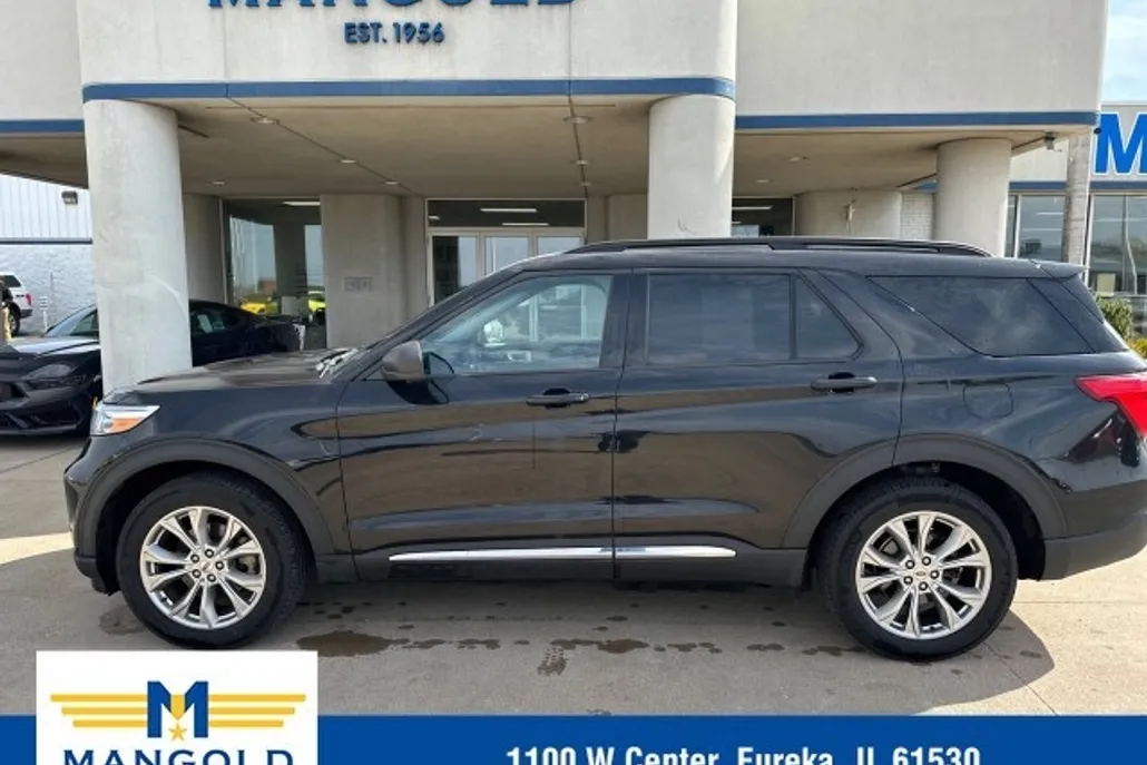 2021 Ford Explorer XLT photo 1