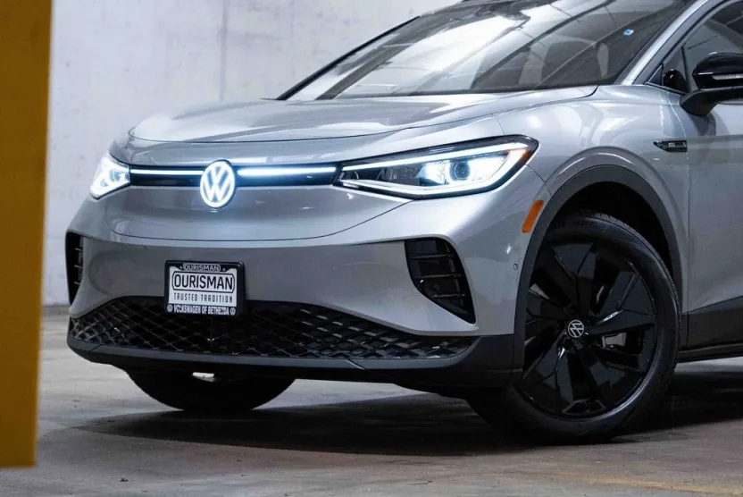 2025 Volkswagen ID.4 Pro S photo 1