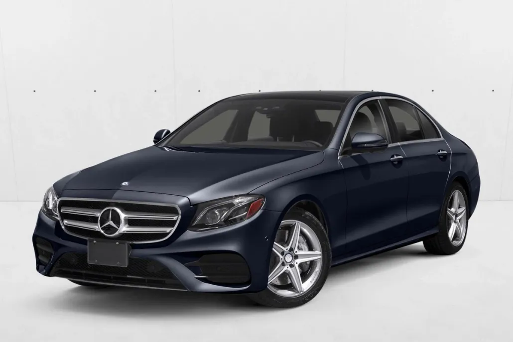 2017 Mercedes Benz E 300 Sedan photo 1