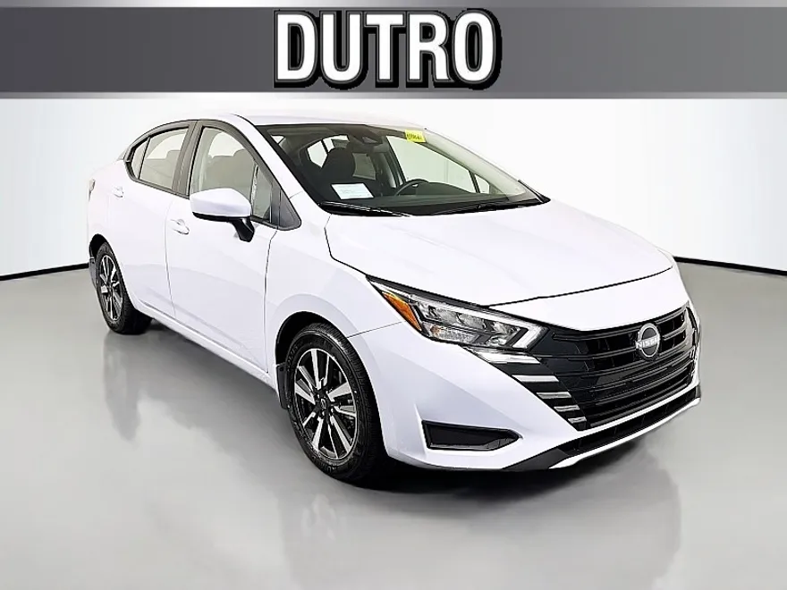 2025 Nissan Versa SV photo 1