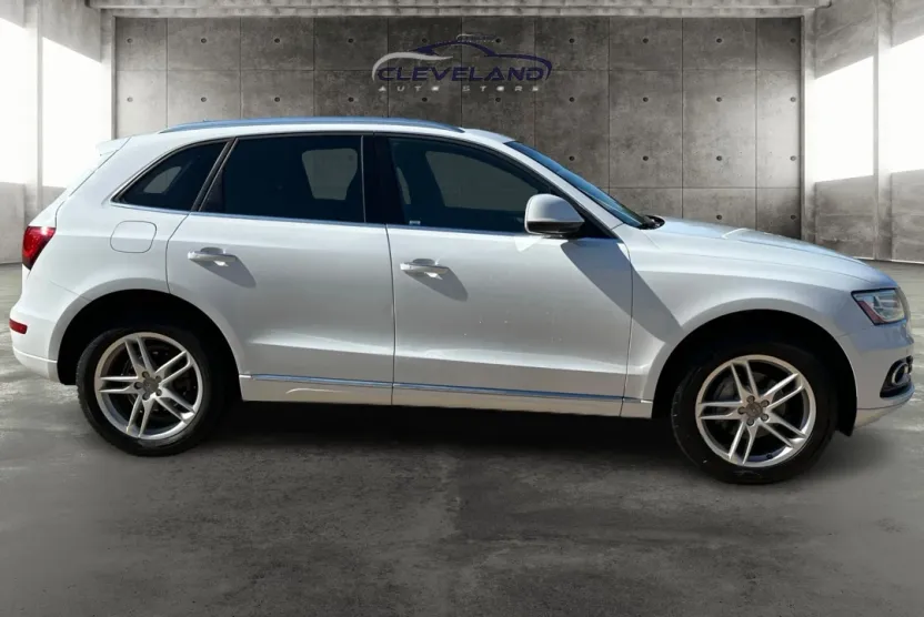 2017 Audi Q5 Premium Plus photo 1