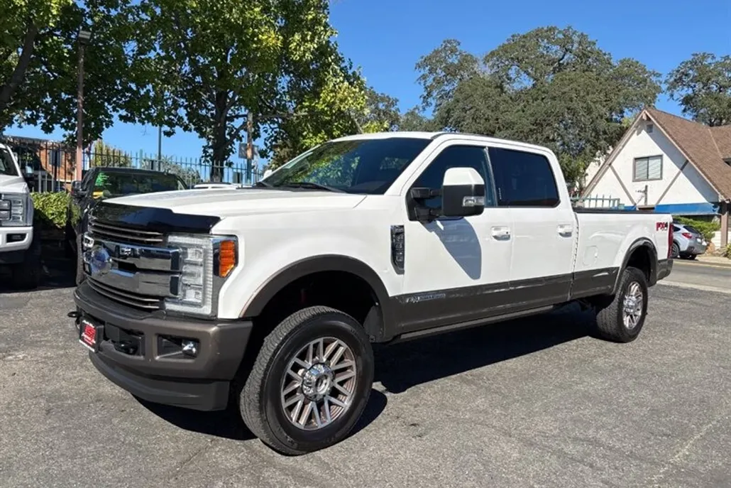 2017 Ford F-350 King Ranch photo 1