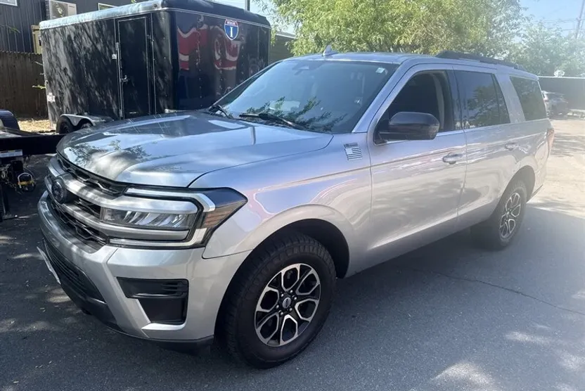 2022 Ford Expedition XL photo 1