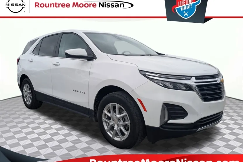2024 Chevrolet Equinox LT photo 1