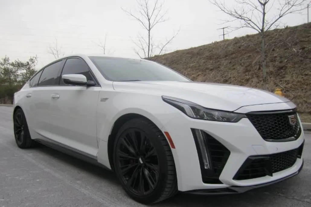 2024 Cadillac CT5 photo 1