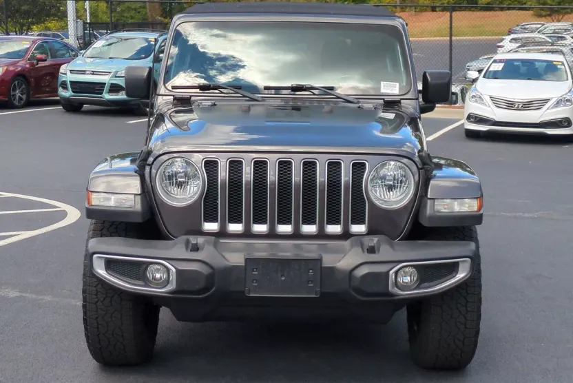 2018 Jeep Wrangler Unlimited Sahara photo 1