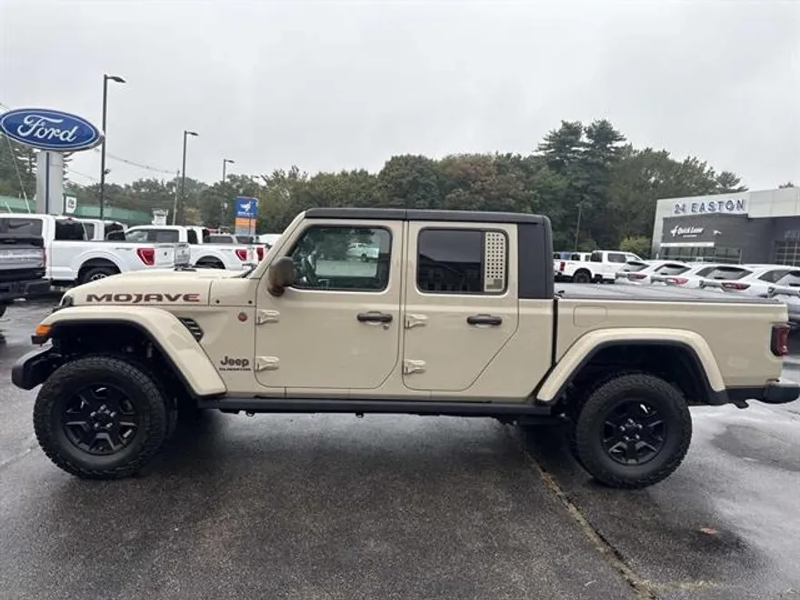 2022 Jeep Gladiator Mojave photo 1