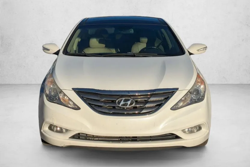 2013 Hyundai Sonata Limited photo 1