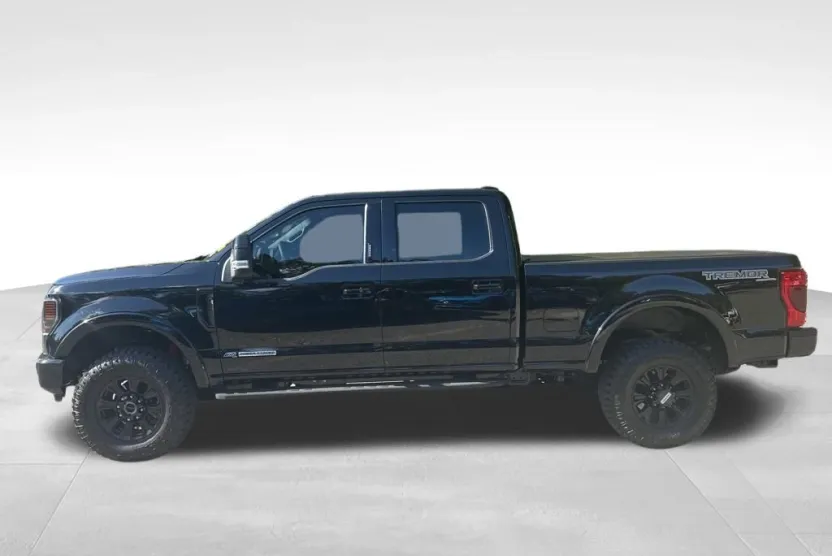 2022 Ford F-250 Lariat photo 1