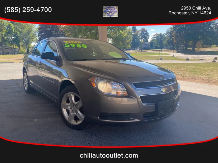 2010 Chevrolet Malibu LS photo 1