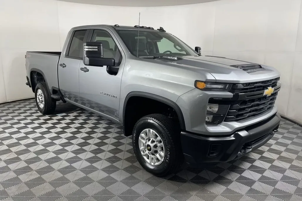 2026 Chevrolet Silverado 2500HD Work Truck photo 1