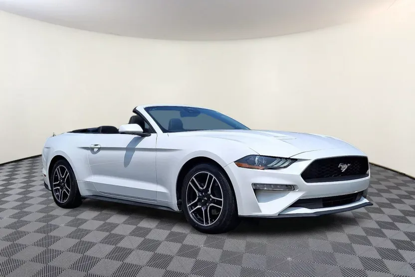 2021 Ford Mustang EcoBoost Convertible photo 1