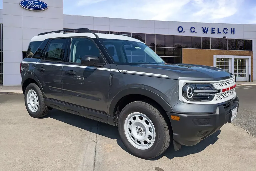 2025 Ford Bronco Sport Heritage photo 1