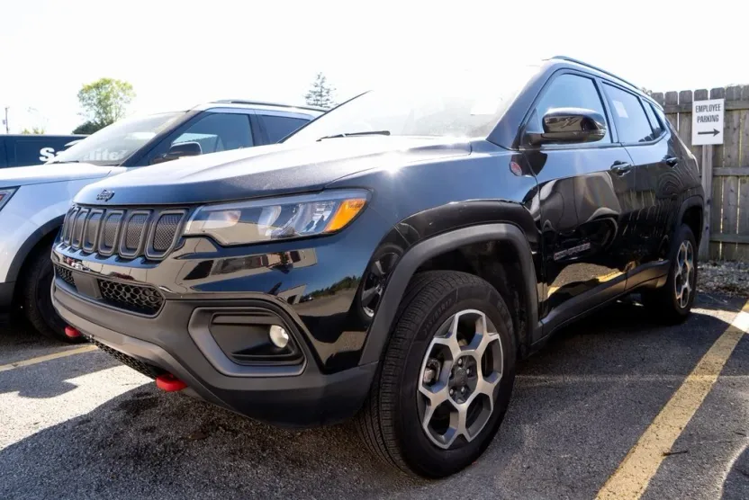 2022 Jeep Compass Trailhawk photo 1