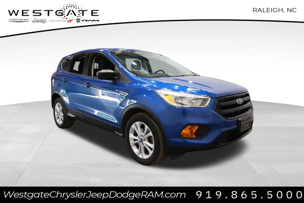 2017 Ford Escape S photo 1