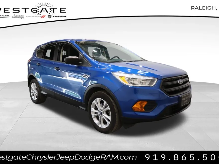 2017 Ford Escape S photo 1