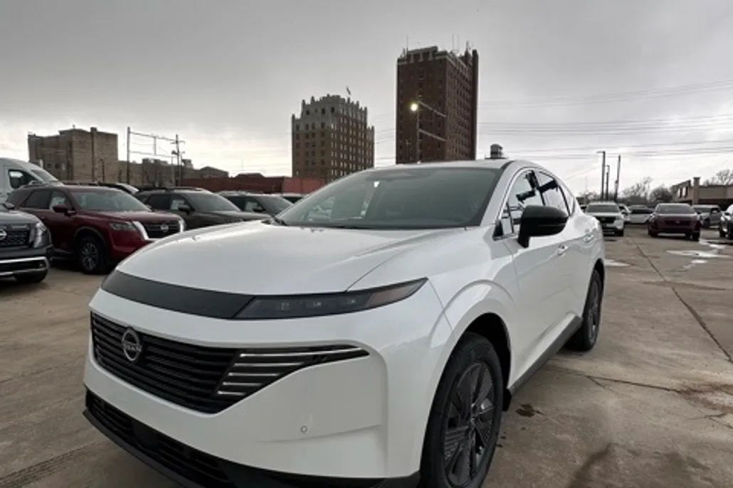 2025 Nissan Murano SL photo 1