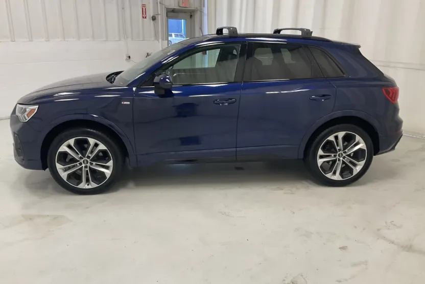 2021 Audi Q3 S line Premium Plus photo 1