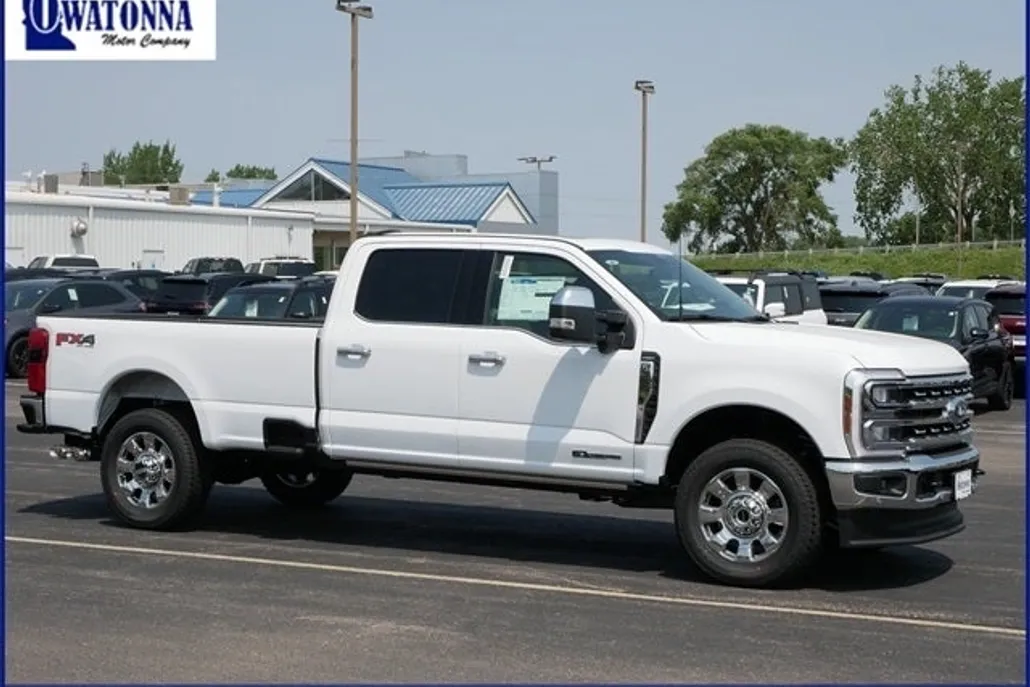 2025 Ford F-350 photo 1