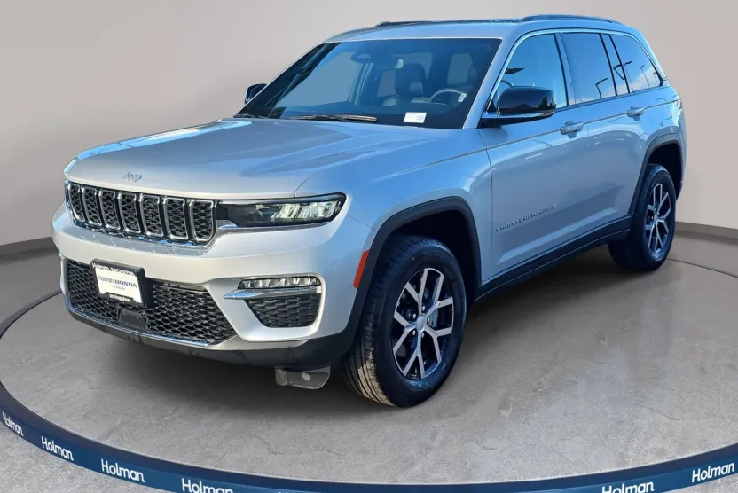 2024 Jeep Grand Cherokee Limited photo 1