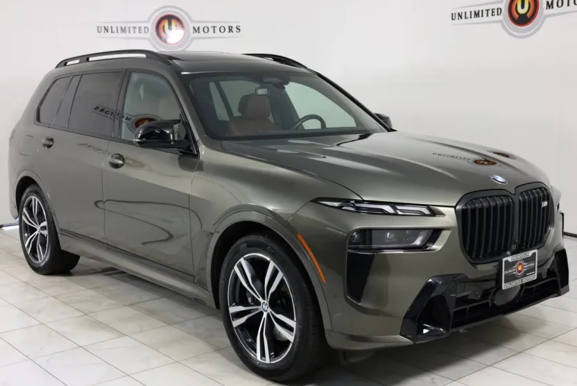 2023 Bmw X7 M60i photo 1