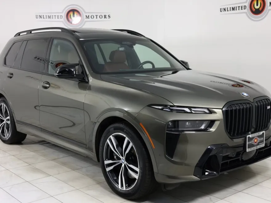 2023 Bmw X7 M60i photo 1
