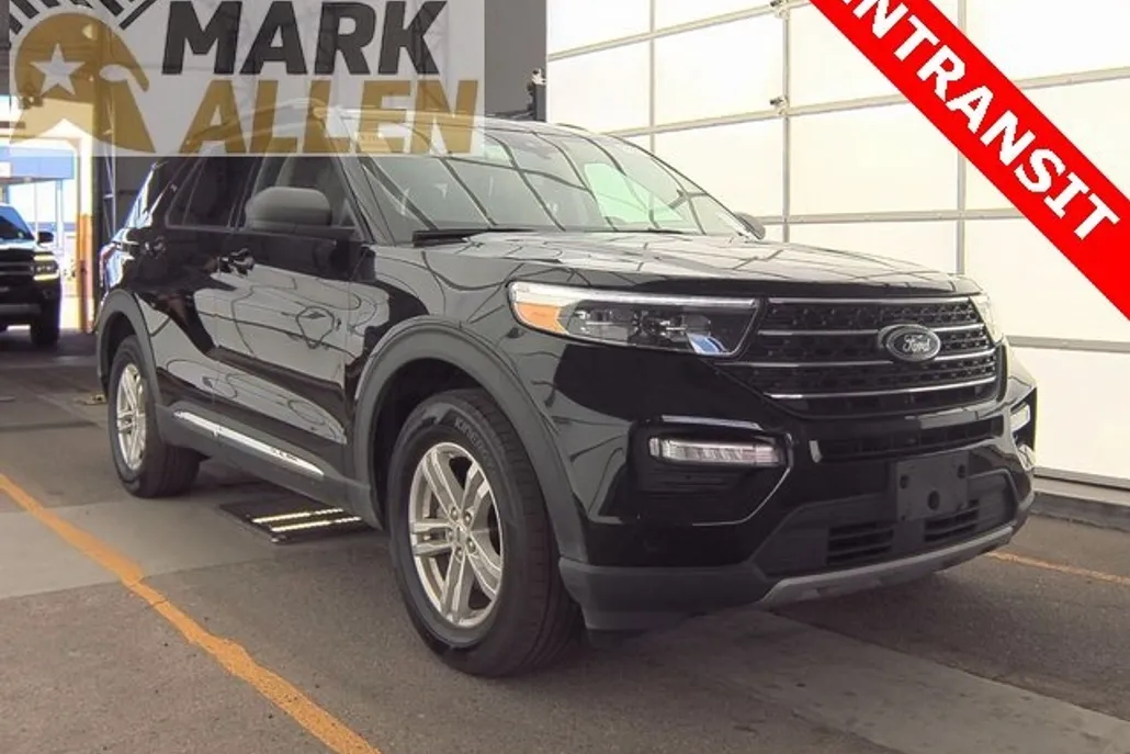 2024 Ford Explorer XLT photo 1