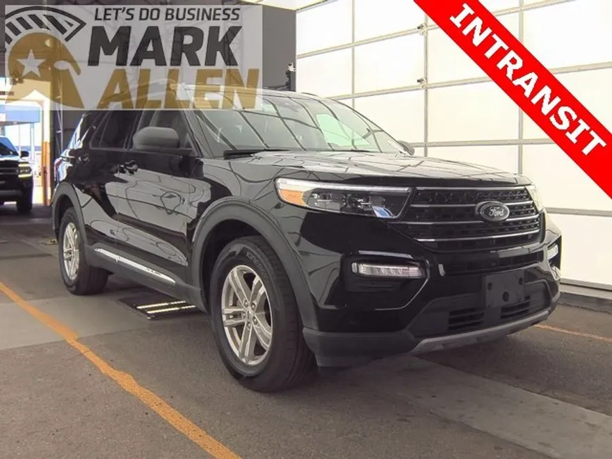 2024 Ford Explorer XLT photo 1