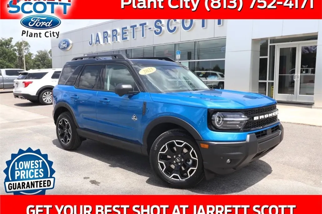 2025 Ford Bronco Sport Outer Banks photo 1