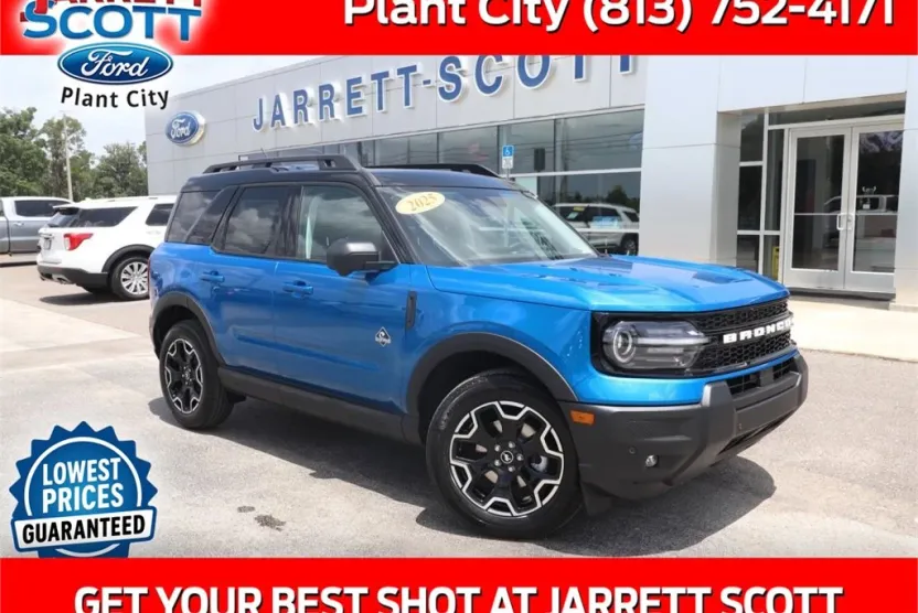 2025 Ford Bronco Sport Outer Banks photo 1