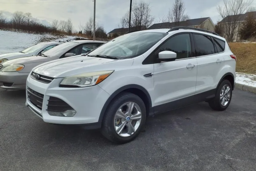 2013 Ford Escape SE photo 1