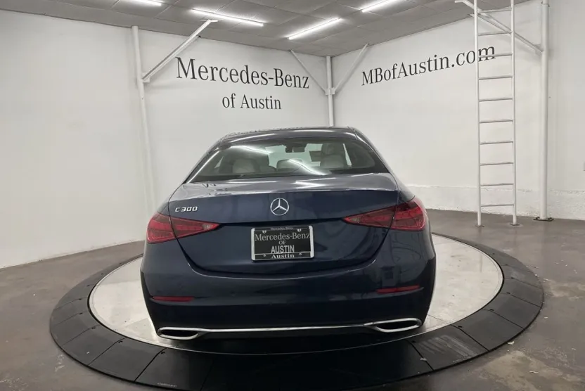 2025 Mercedes Benz C 300 photo 1