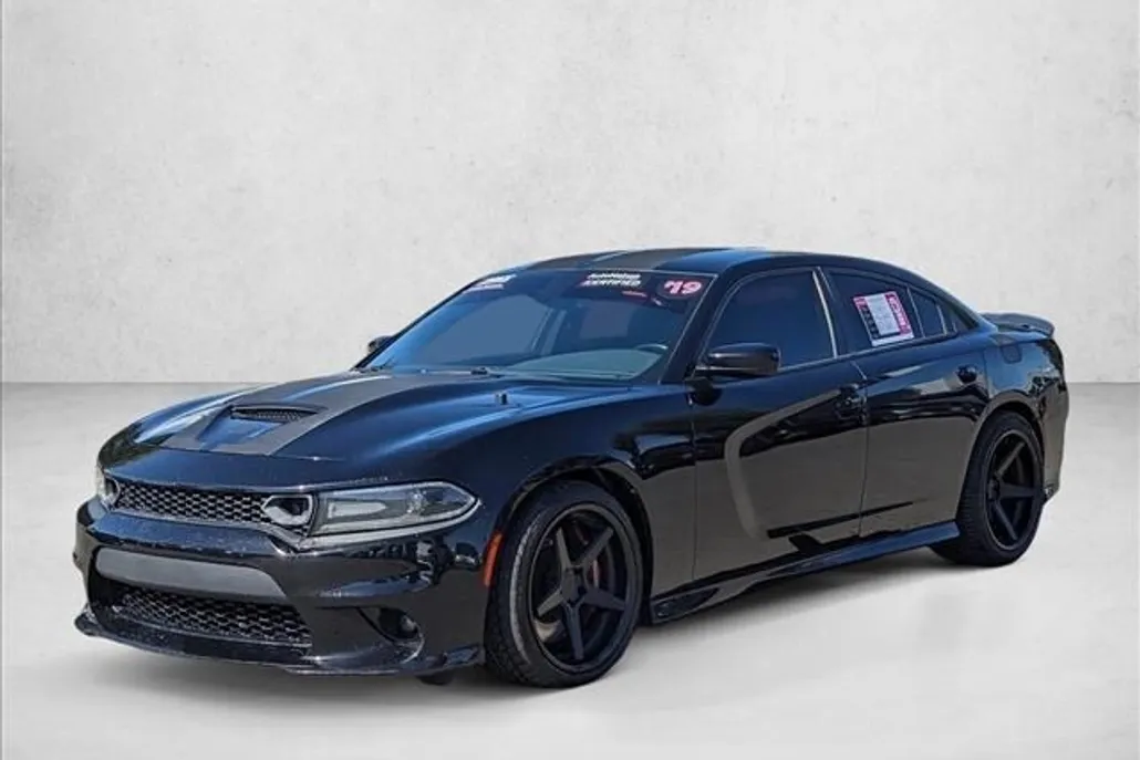 2019 Dodge Charger Scat Pack photo 1