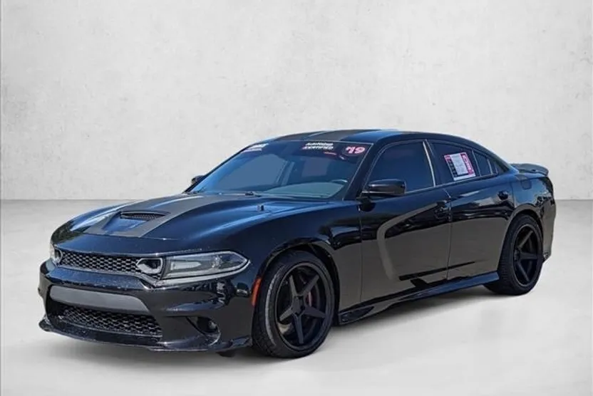 2019 Dodge Charger Scat Pack photo 1