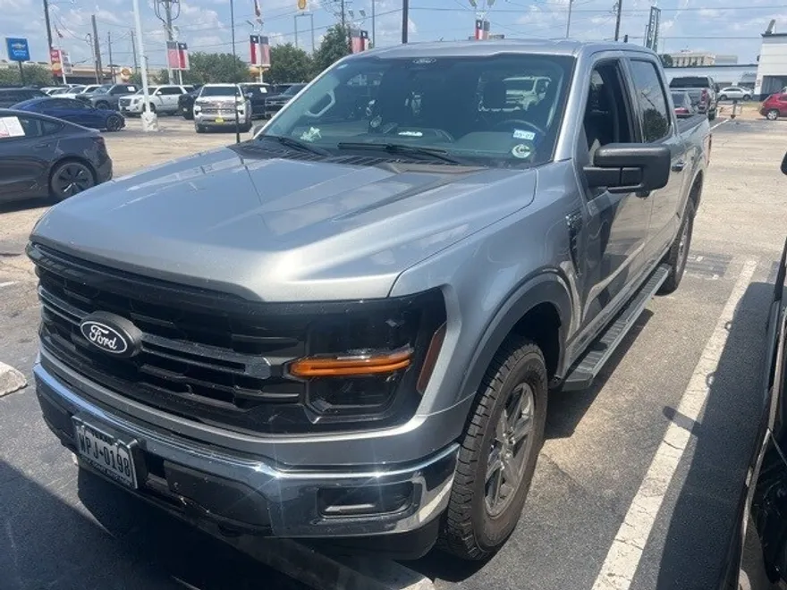 2025 Ford F-150 XLT photo 1