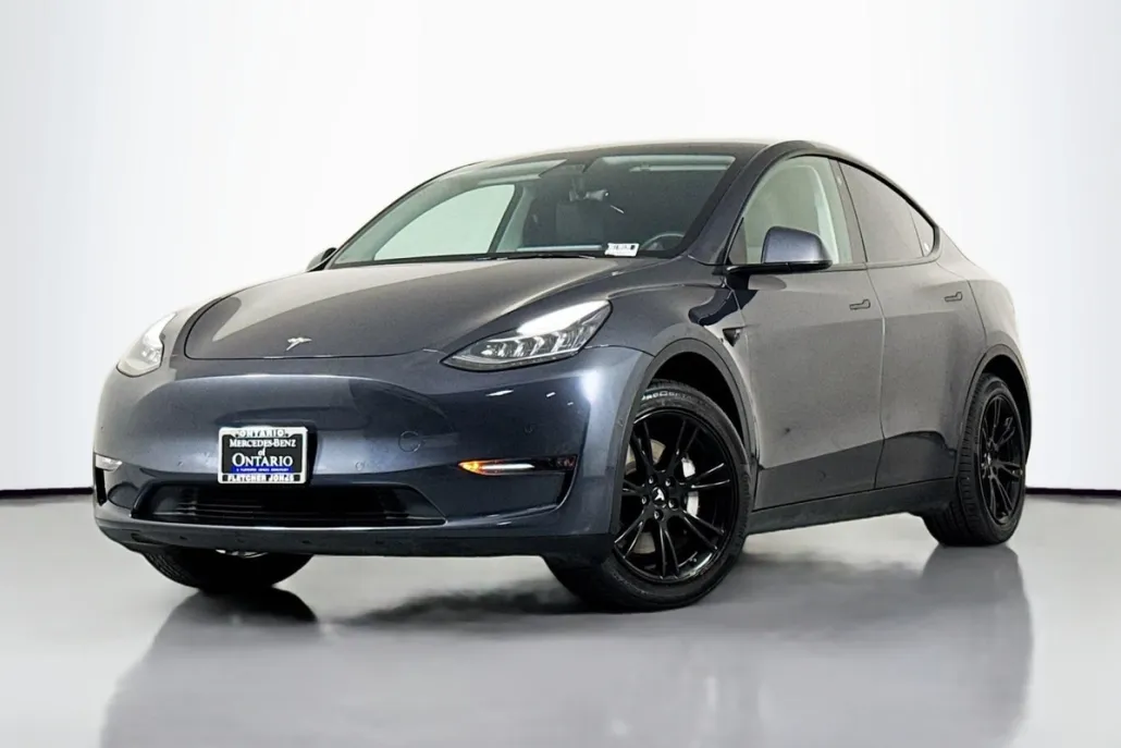 2021 Tesla Model Y Long Range photo 1