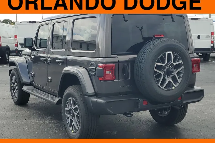 2025 Jeep Wrangler Sahara photo 1