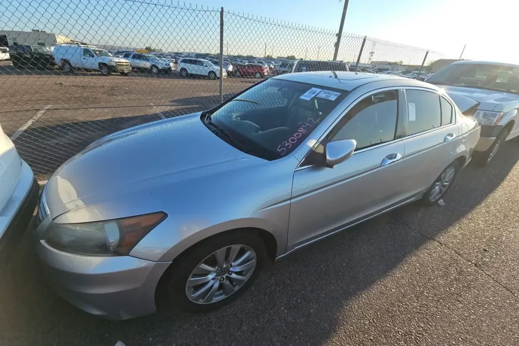 2012 Honda Accord EX-L V6 photo 1