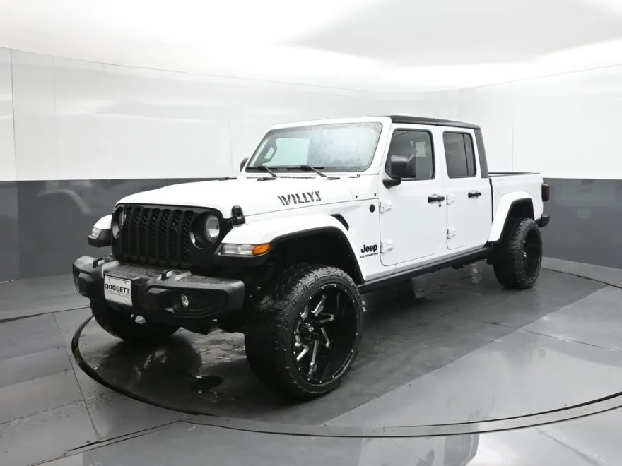 2021 Jeep Gladiator Willys photo 1