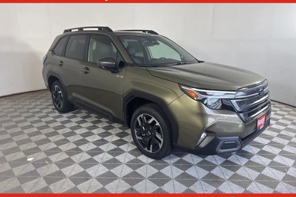 2025 Subaru Forester Limited photo 1