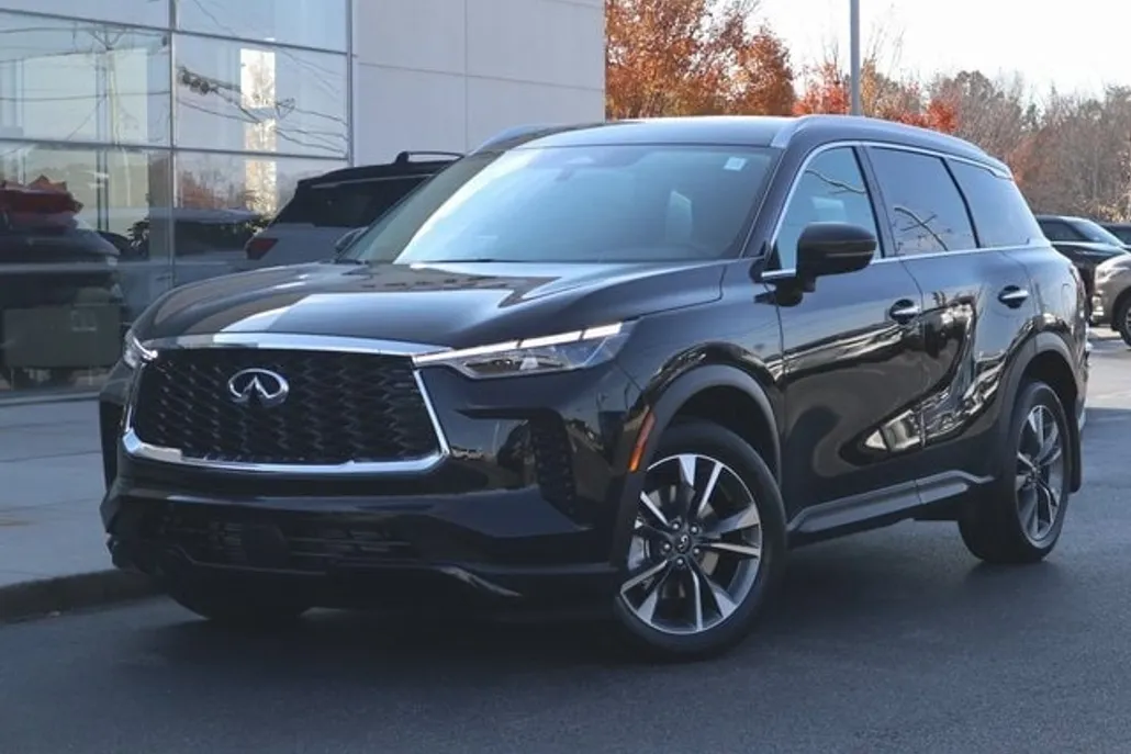 2025 Infiniti QX60 Luxe photo 1