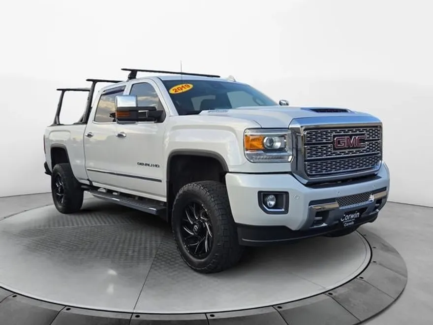 2019 Gmc Sierra HD Denali photo 1